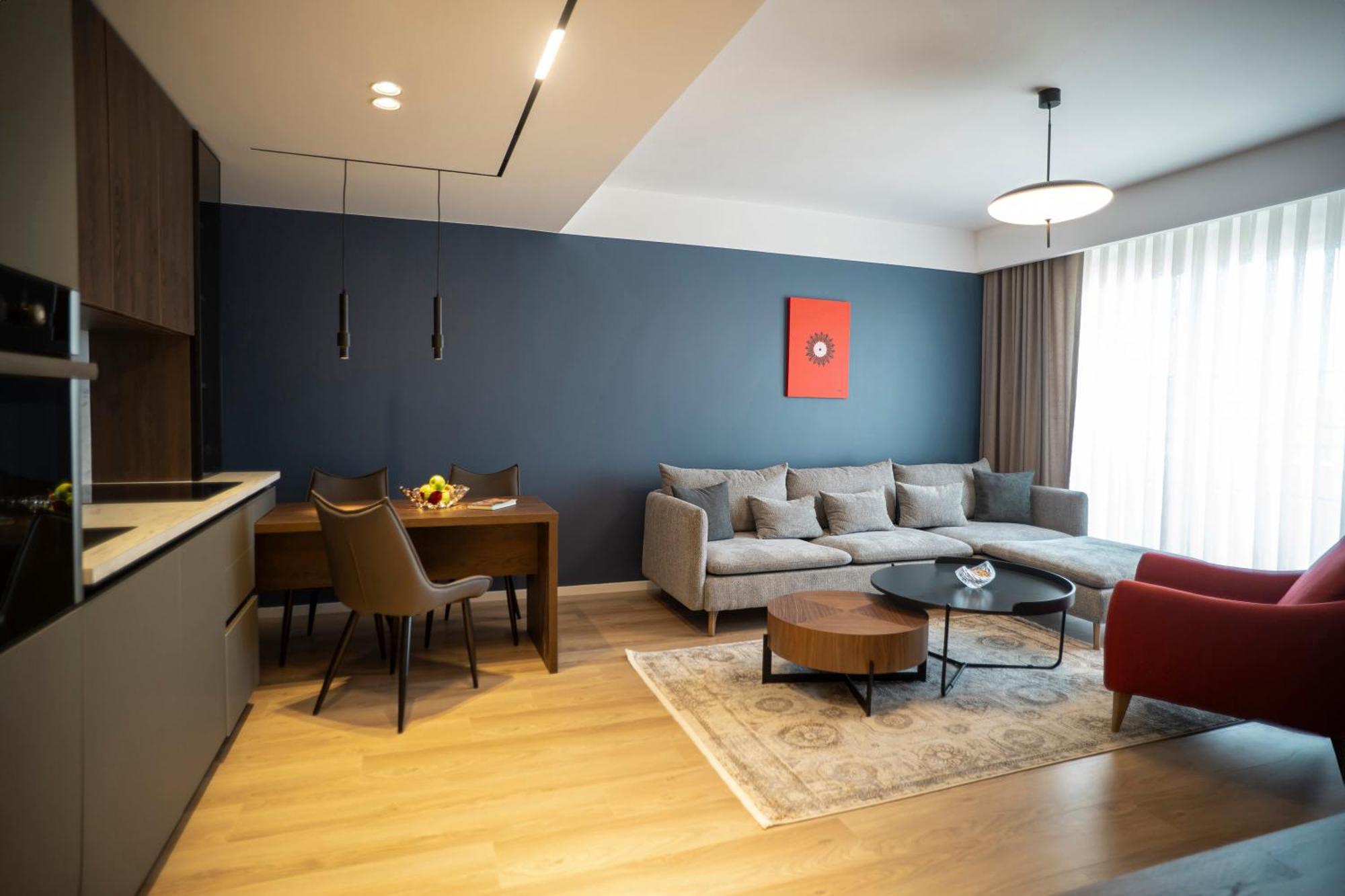 Lux Apartments Prishtine Bagian luar foto