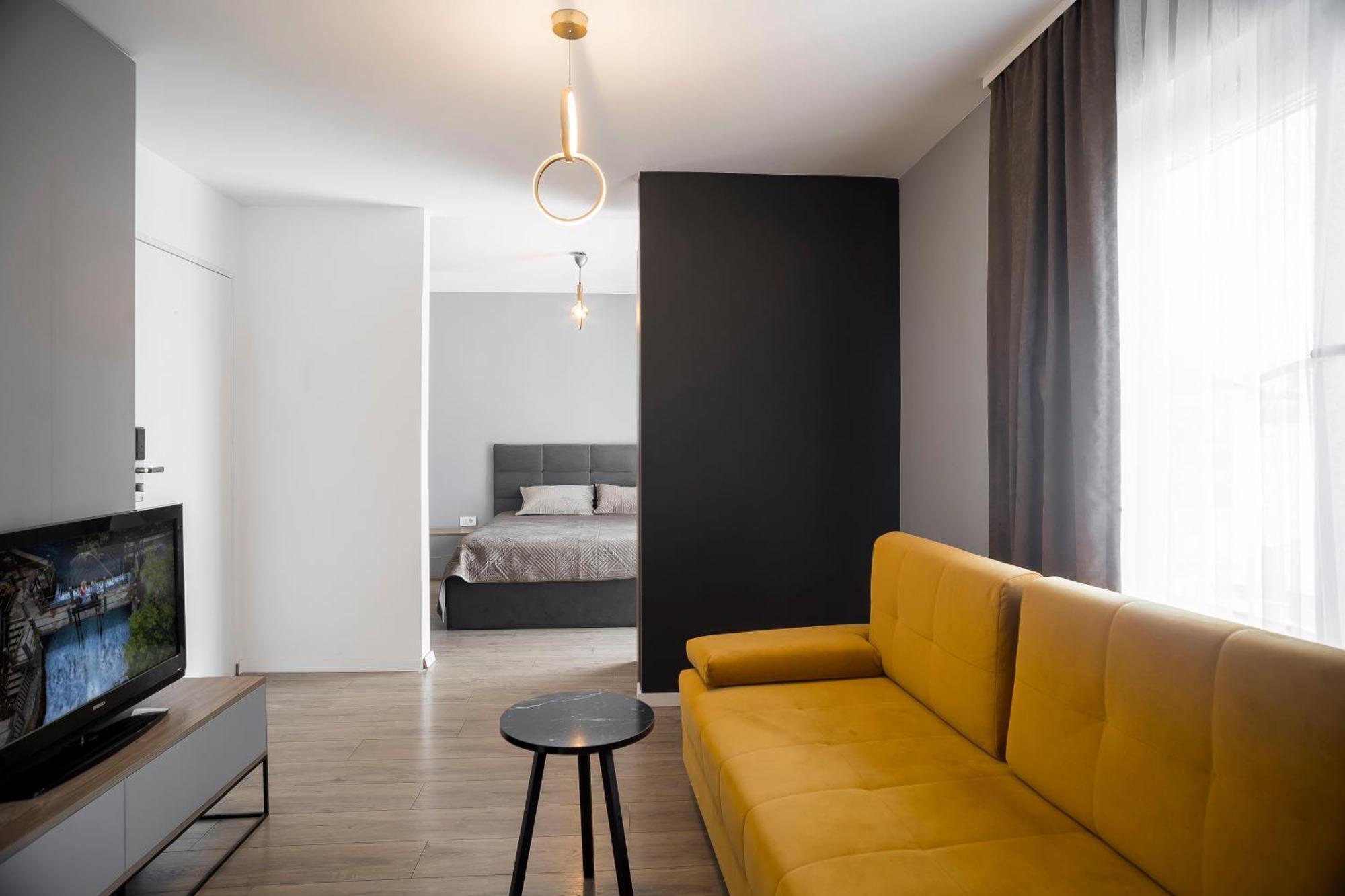 Lux Apartments Prishtine Bagian luar foto